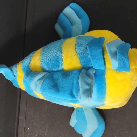 DISNEY VINTAGE LITTLE MERMAID FLOUNDER PLUSH YELLOW FISH DISNEYLAND DISNEY WORLD - Picture 10 of 10